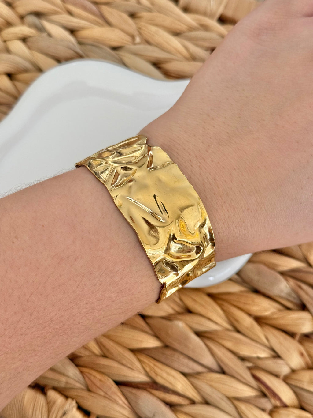 Smash cuff