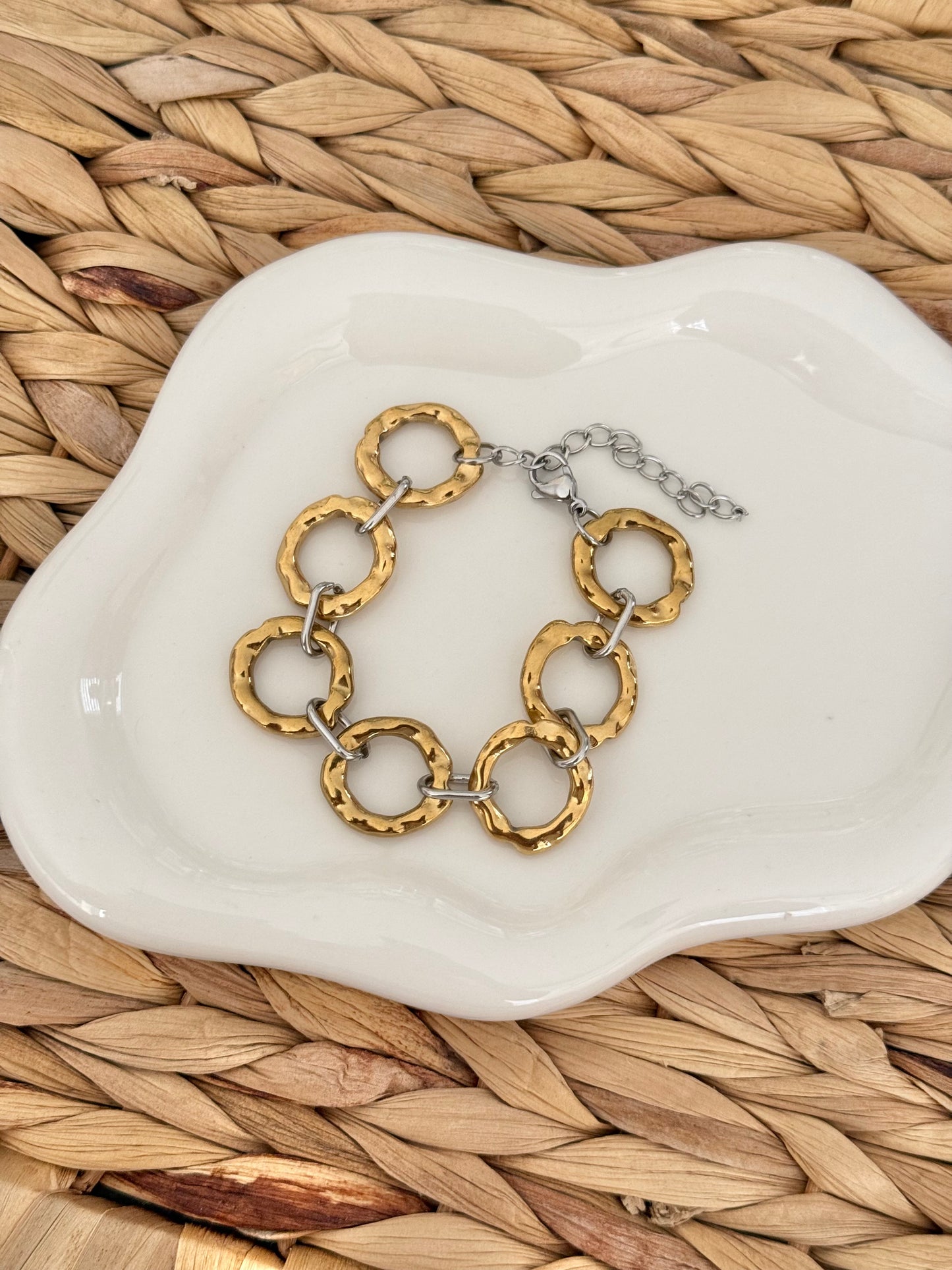 Circles linked bracelet