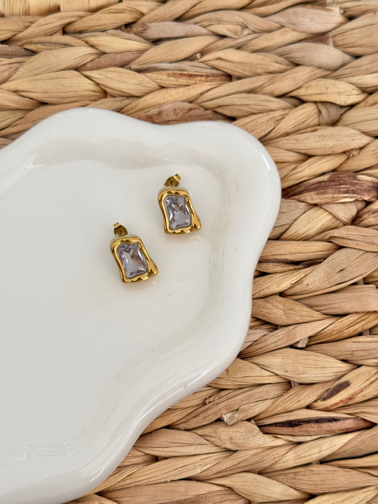 Square clear stud earrings